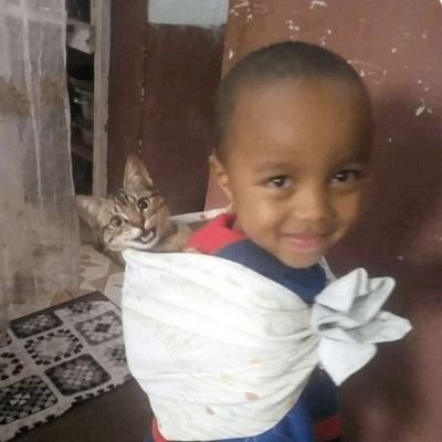 etminjomok's profile picture. disclaimer gwe memank lagi bucin era