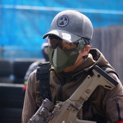 銃のカスタムメインのミリ垢です。カッコいい銃のツイートへのいいね、RTしまくります!無言フォロー失礼します。無言フォロー歓迎です!(鍵垢の方はブロ解させていただく場合があります)