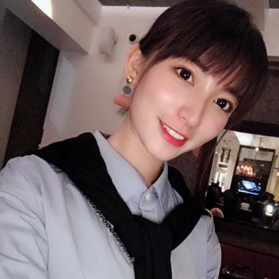 Erica154987's profile picture. Nothing is impossible."Only truth and caffeine here. ☕️"