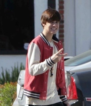 Im Korean Belieber!!!! I Cant wait bieber's new album!#Believe AND I will #NEVER SAY NEVER!!!