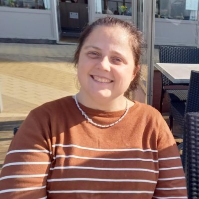 valerievanmol67's profile picture. Trilingual eng-fr-dutch.
ASD - Autism Spectrum Disorder.
Bjork, Sia, Anthony and the Johnsons, Sufjan Stevens,...
Plastic arts, volunteer @ animal shelter.