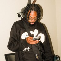 malik 🩷 (@amorehtx) 's Twitter Profile