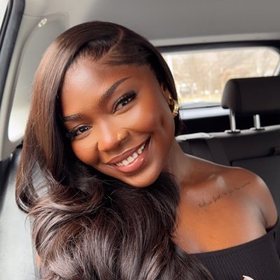 Youtuber from 🇬🇭 | 💌 Insta: @__jahzmynn__ All my accounts :) ↓