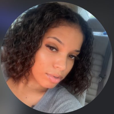 alexxiiaam's profile picture. perfect pretender