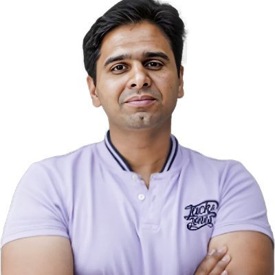 I help ambitious students and professionals land elite consulting offers
