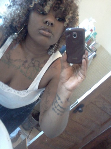 _Zay_aa's profile picture. 160 characters?? how cn isay everything abt youslf tht ppl care abt w/o leaving out all the important stuff??ummmm well ill try..oops ran outta space lol!!