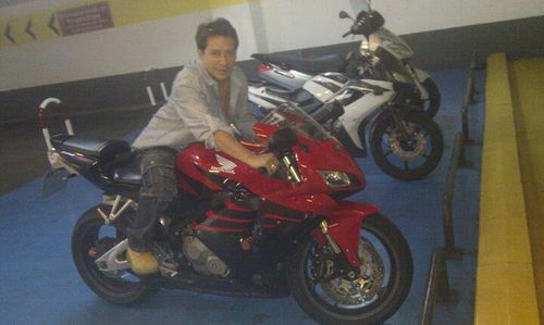 jclozadac's profile picture. 