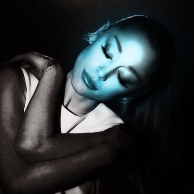 ufoundtROY's profile picture. stan twitter , nyc ♡ … ifb :)