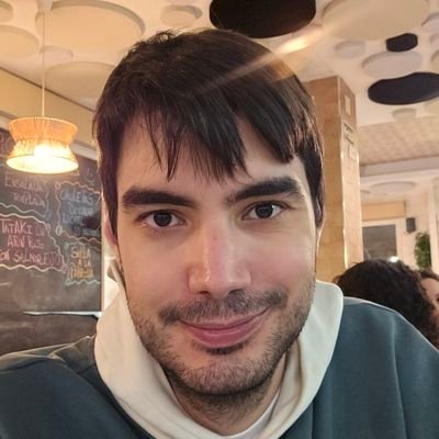 He. Lvl. 34. 🕹️ Love videogames 💙 Nulo no hit. Phi puzles. Ingeniero. Inventando historias.