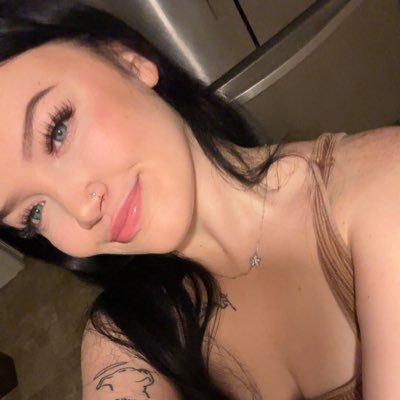 25$ Snapchat fee. kink friendly🥰 NO MEETS/COLLABS dm for content only THIS IS MY ONLY ACCOUNT 18+