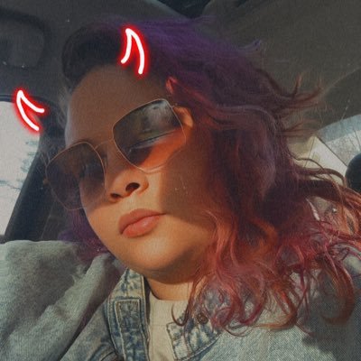 AdriiBiitch's profile picture. I’m just tryna send good vibes into the universe and spend my time with good people enjoying life! 🤟❣️🪬 #L2F