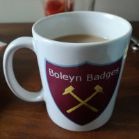 Boleyn badges the west ham united nostalgia man (@boleynbadges) 's Twitter Profile
