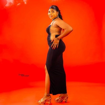 omo_baaji's profile picture. I'm a comedian and entertainment and am the one using towel to perform on stage omobaaji a. k .a bopata e 🙏🙏🙏