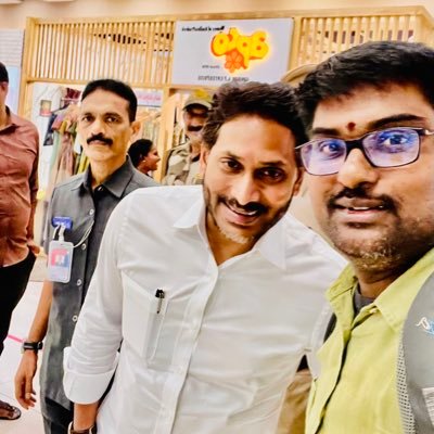 nawinkumar971's profile picture. Till my last breath… Jagan Anna Zindabad! YSRCP — Not just a party, it’s my heartbeat, Eat. Drink. Breathe. YSRCP Forever. 💙