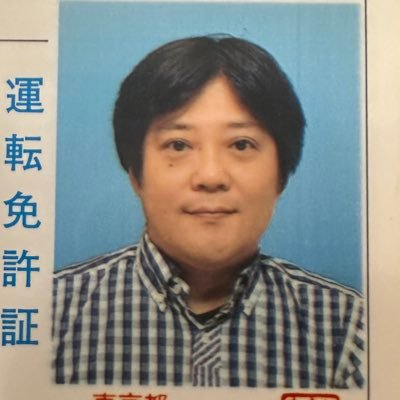 AXLBIT株式会社勤務。サービス運営本部の責任者です。主にAXLGEAR(アクセルギア)の運営に携わっています。