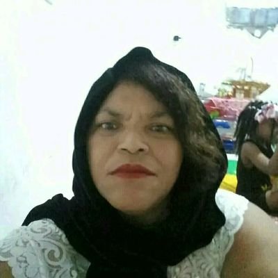 Meu nome é Luciana Silva tenho 53anos sou aposentada peĺo governo por invalidez permanente sou deficiente física da cintura pra baixo e tenho um casal de filhos