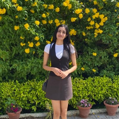 art girlie 🦋 product design @icdindia / AI & B2B SaaS