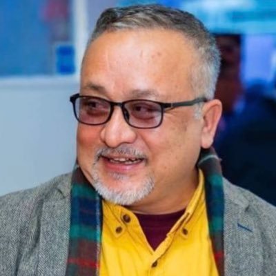 नेपाल बाहिरका नेपालीहरु ! ## एक्लैले सारा संसार बदल्न संभव हुदैन , तर कसैको सानो संसार सुधार गर्न सहयोगी हुन जरूर सकिन्छ !