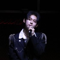 용제일 (@yong_jeil) 's Twitter Profile