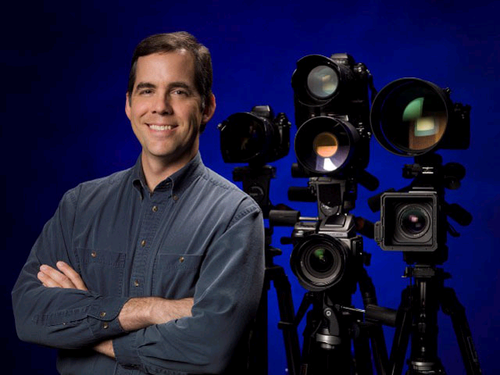 NASA-JSC Imagery Acquisition Supervisor, Photographer, White Sox fan.  My tweets are my own.