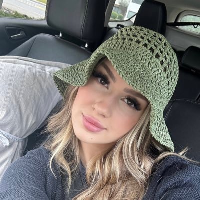 kellykate022's profile picture. 