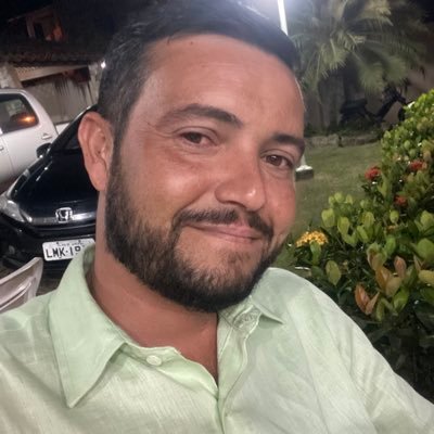 Ninguém apaga a luz de quem nasceu pra brilhar ✨🌟