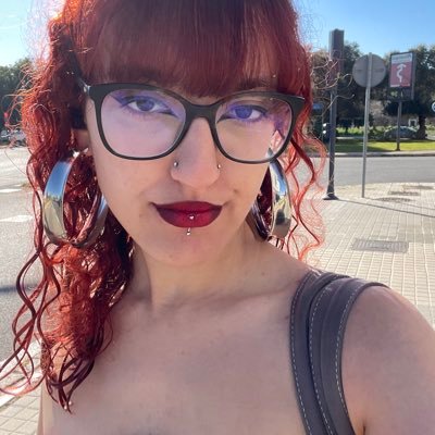 tu mi loca y yo tu lokotron es como que ella es mi loca y yo soy su lokotron