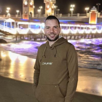 ولي ربٌ أسلمتُ له كلَّ أمورِ حياتي ❤️🌹                                      
🦺 Civil Engineer