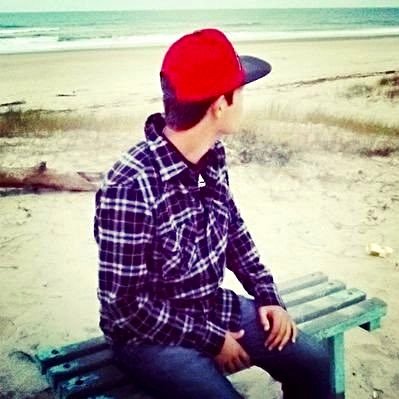 azot2013's profile picture. someone who thinks on his own 🇵🇾
🇧🇷