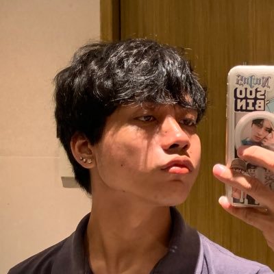 awkihirono's profile picture. @nikizefanya | 🏹 ig: page.hirows