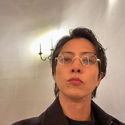 tomohisa_394's profile picture. 幸せな人生を送りたいなら、人や物ではなく目標に結び付けてください。

— アルバート アインシュタイン