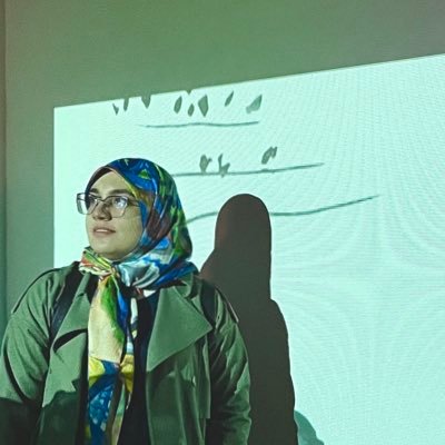 Raaa_shiiin's profile picture. ممزوج‌نویسِ‌نامتوازن‌و‌فاقدتعصب

ملازمِ‌حقیقت‌طلبِ‌آرمانگرایِ‌واقع‌بینِ‌حق‌جو