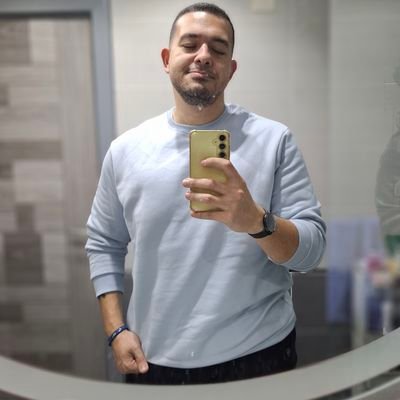 I write, I rhyme, I tell stories.
Retired Yonko 👒
Free Palestine 🇵🇸