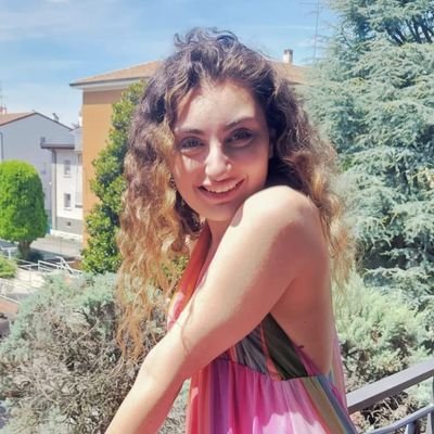 💖💜💙 - 🇮🇹/🇪🇦 - ♋
📚 Semiotica (UNIBO)
🎓 Filosofia (UNIBO)