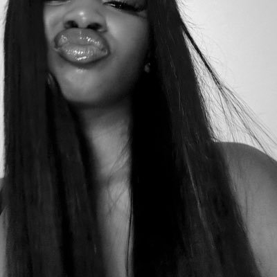 naomiibrielle's profile picture. 