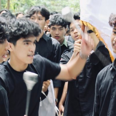 sholahaha's profile picture. 