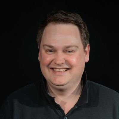 Artistic Director @orltheatre
Head of Medium Rare Productions
Playwright & Actor from Rochdale 🏳️🌈