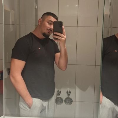 · Former pro CS player in Divergent, adtempusvitae and hellhounds.
· CEO at @DiVERGENTLegacy and COO at @RASystemsUK
Keep going forward!