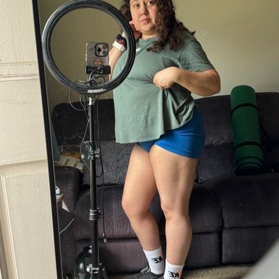 workout at the home and gym. nutrición , fitness trainer tech uñas bakery