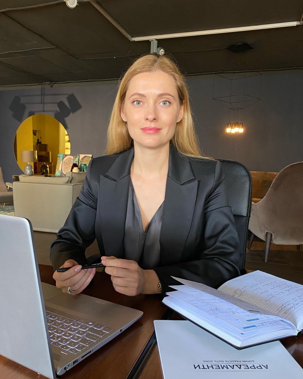 Shelly215194125's profile picture. Prof. Falzon's team offers cryptocurrency analysis, earn $500 to $5,000 per day, click to join WS:https://t.co/crK9tKIEa5