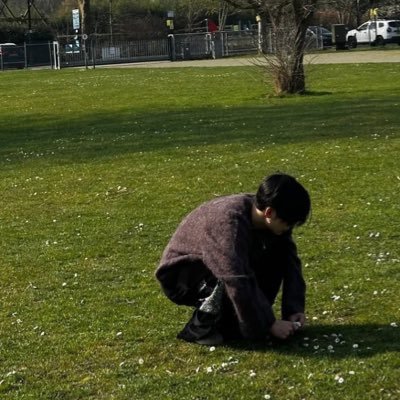 180899vv's profile picture. 