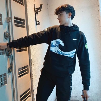 DanMarzx's profile picture. New Acc|♑️🥀