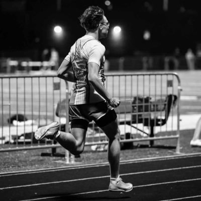 5’11 135lbs class of 2026/200m-24.24 300mh - 46.73 110mh - 19.50 100m - 11.73 400m- 55.69/Phone (606-428-9916)/Email daiden943@gmail.com/Bell County High School