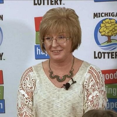I'm Mrs.Julie leach , the mega winner of $758 Million in Mega Millions Jackpot, I'm donating $100,000 to 200 random individuals if you get this dm me now