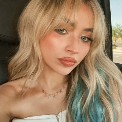 barlow_liz91's profile picture. 