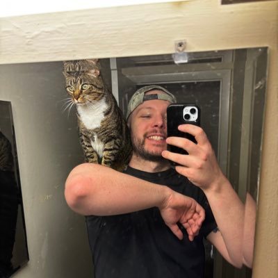 lyle_vanpelt's profile picture. he/him, shout out KIKI THE CAT and NATURE