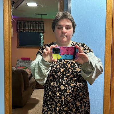 monimriroxie42's profile picture. 
