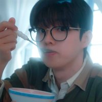 bre (@kyuskindle) 's Twitter Profile