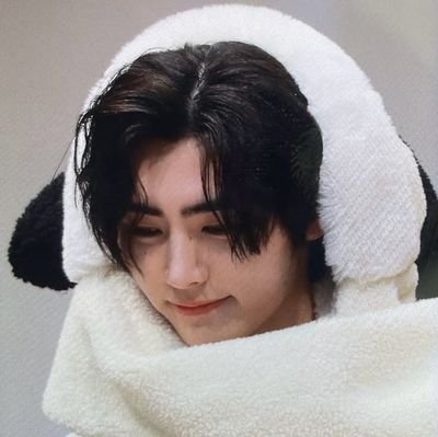 rladmrxh's profile picture. 🚂: {🐣🤎🦔🍀 🥑 💌 🍬🪓🍰 🍓🦪💗}₊˚⊹ ᰔ