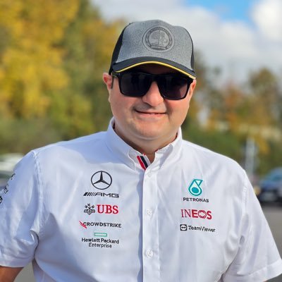 شهردار امین آباد
علاقه مند به فن آوری، اتومبیل و شراب🏎️🍷💻
همیشه کنجکاو و زیاد پرسنده 👨🎓🧐🙋♂️